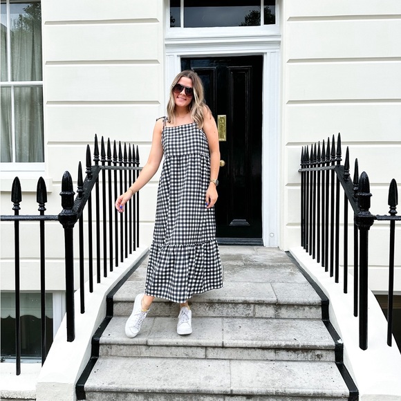 CHARLEY HOOVER - Picture 1 of 4